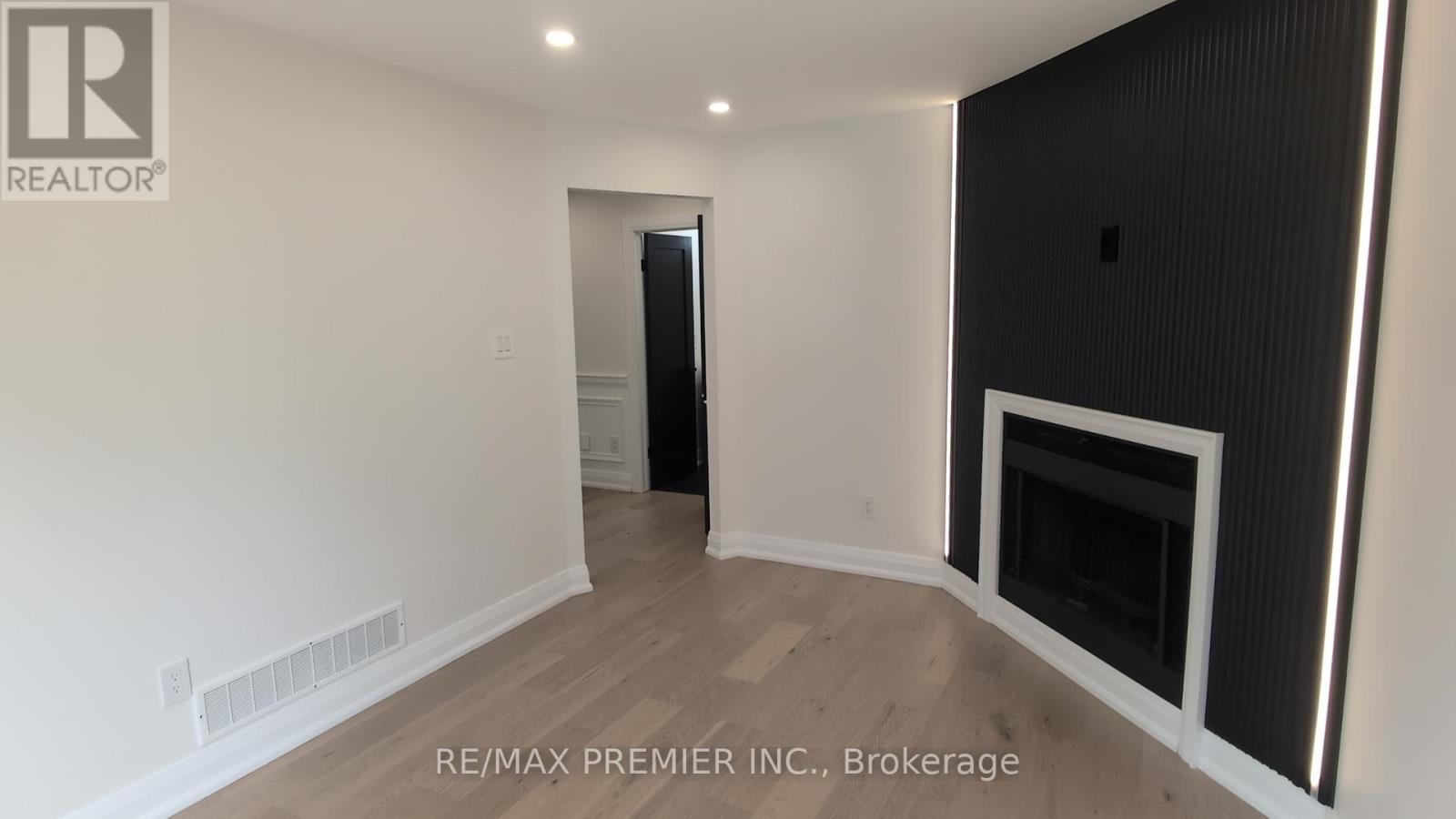 74 Attridge Drive, Aurora, Ontario  L4G 6J4 - Photo 17 - N13009346