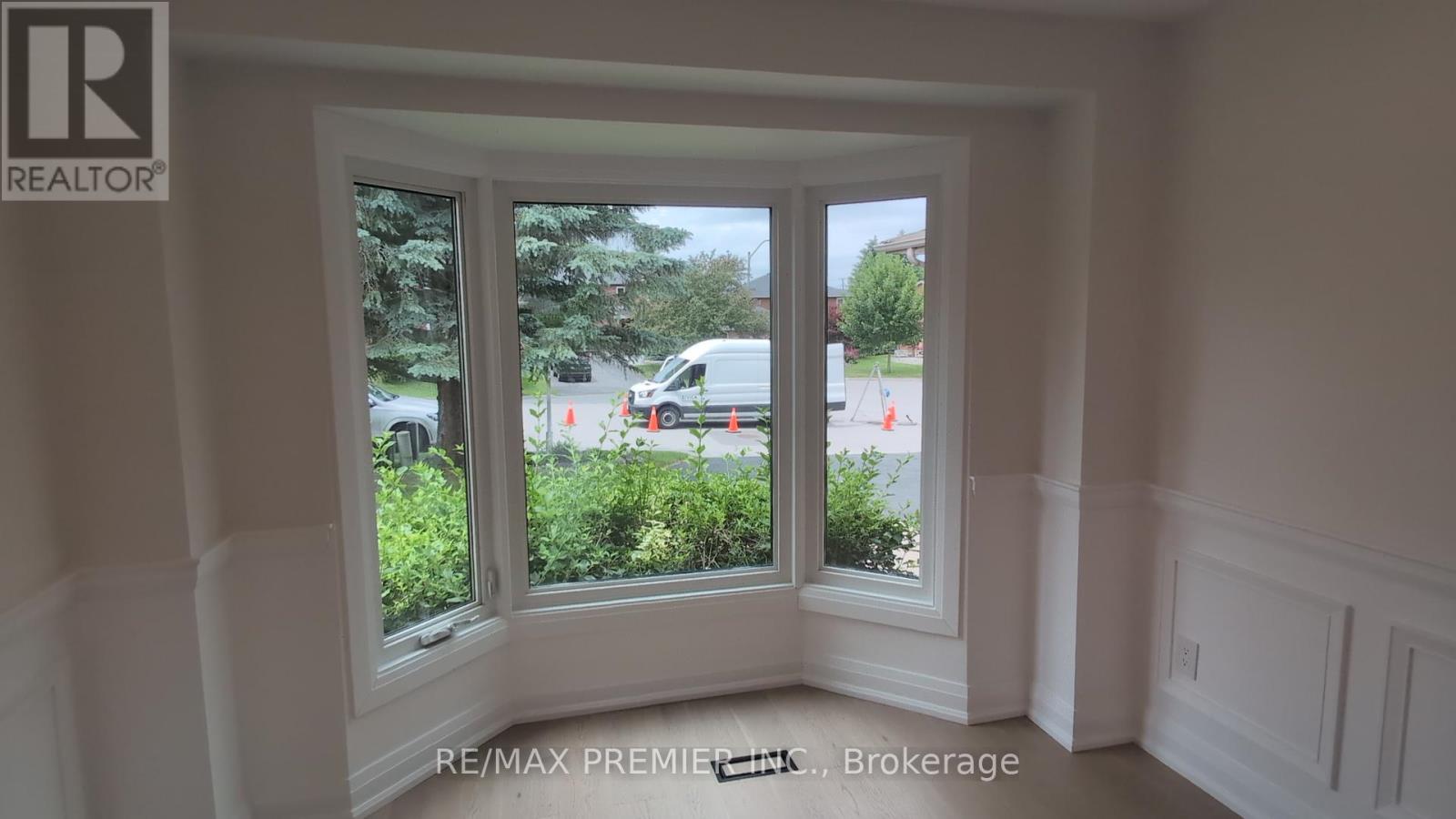 74 Attridge Drive, Aurora, Ontario  L4G 6J4 - Photo 20 - N13009346