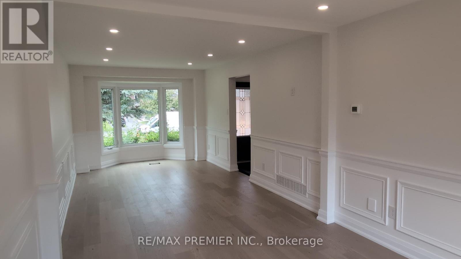 74 Attridge Drive, Aurora, Ontario  L4G 6J4 - Photo 21 - N13009346