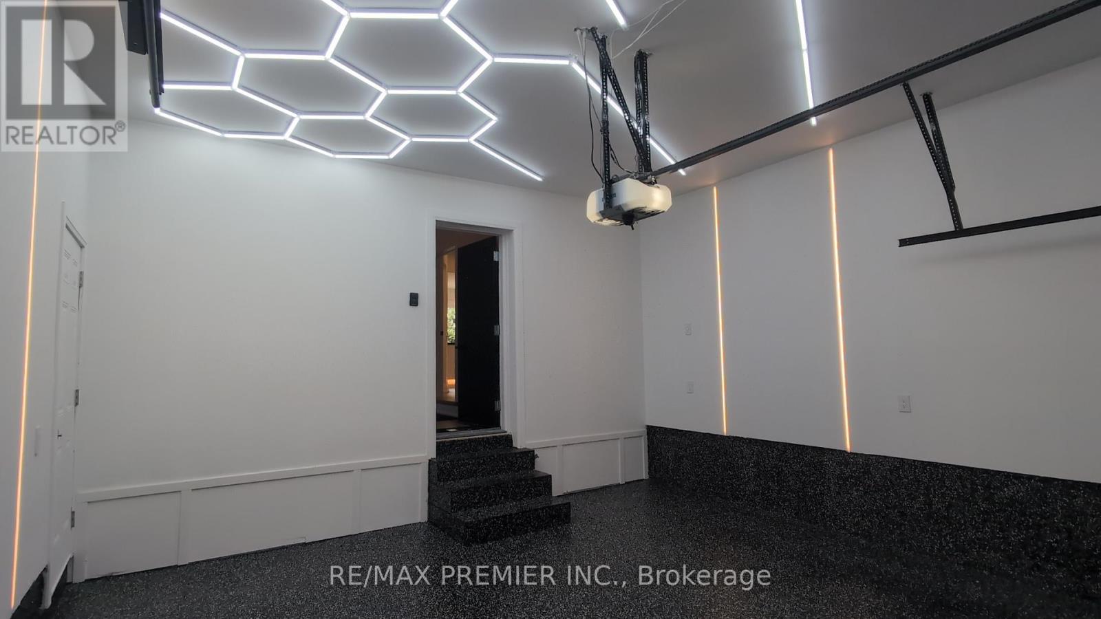 74 Attridge Drive, Aurora, Ontario  L4G 6J4 - Photo 25 - N13009346