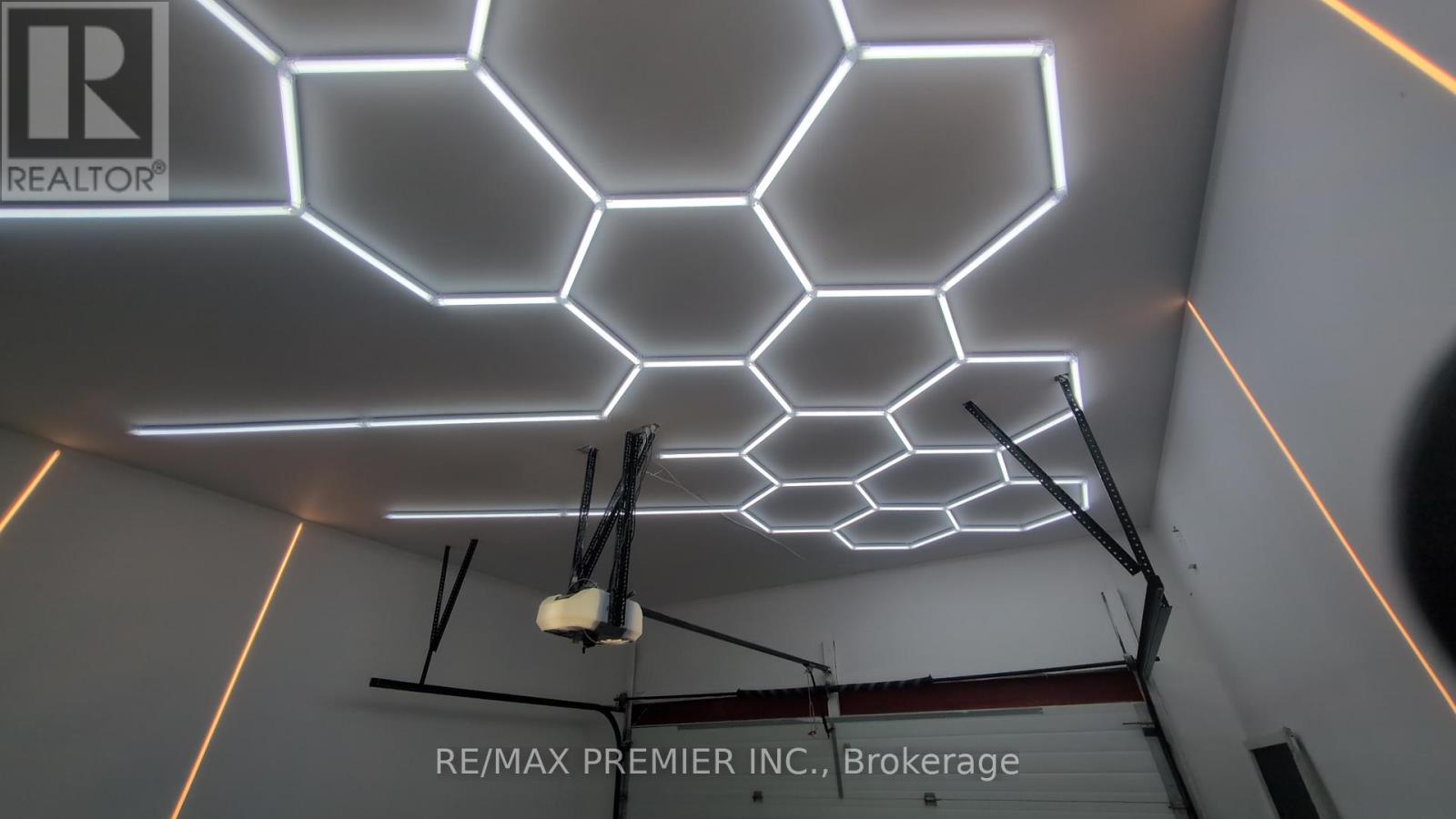 74 Attridge Drive, Aurora, Ontario  L4G 6J4 - Photo 26 - N13009346