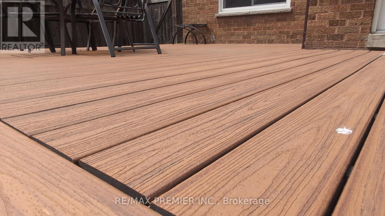 74 Attridge Drive, Aurora, Ontario  L4G 6J4 - Photo 9 - N13009346