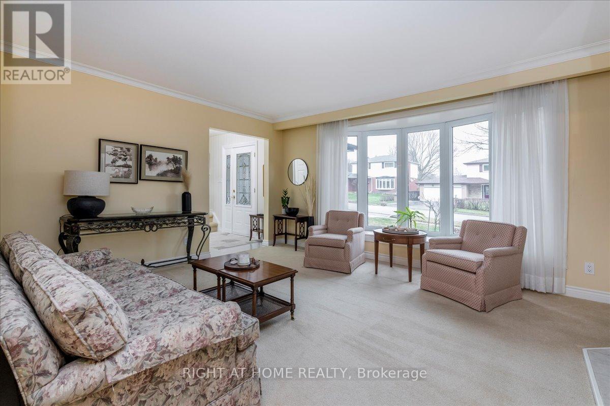 140 Orsi Drive, Newmarket, Ontario  L3Y 3H6 - Photo 7 - N13009368