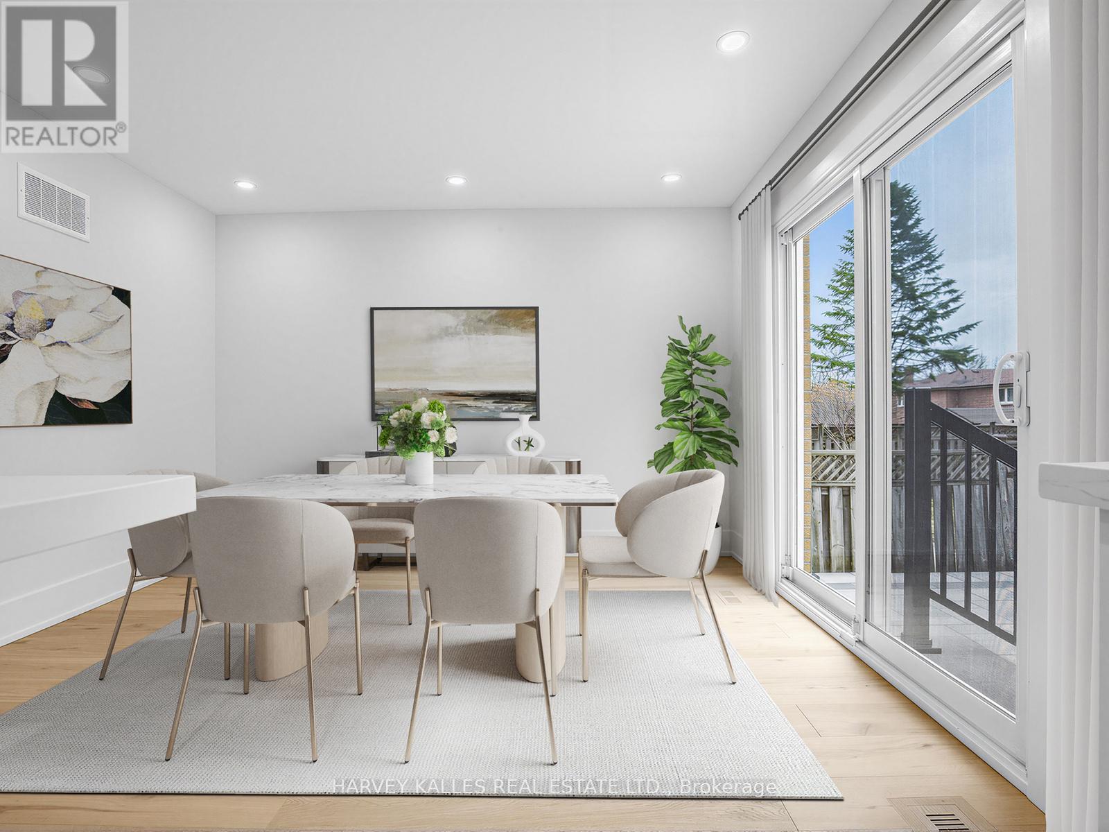 29 Charnwood Place, Markham, Ontario  L3T 5H2 - Photo 9 - N13009380