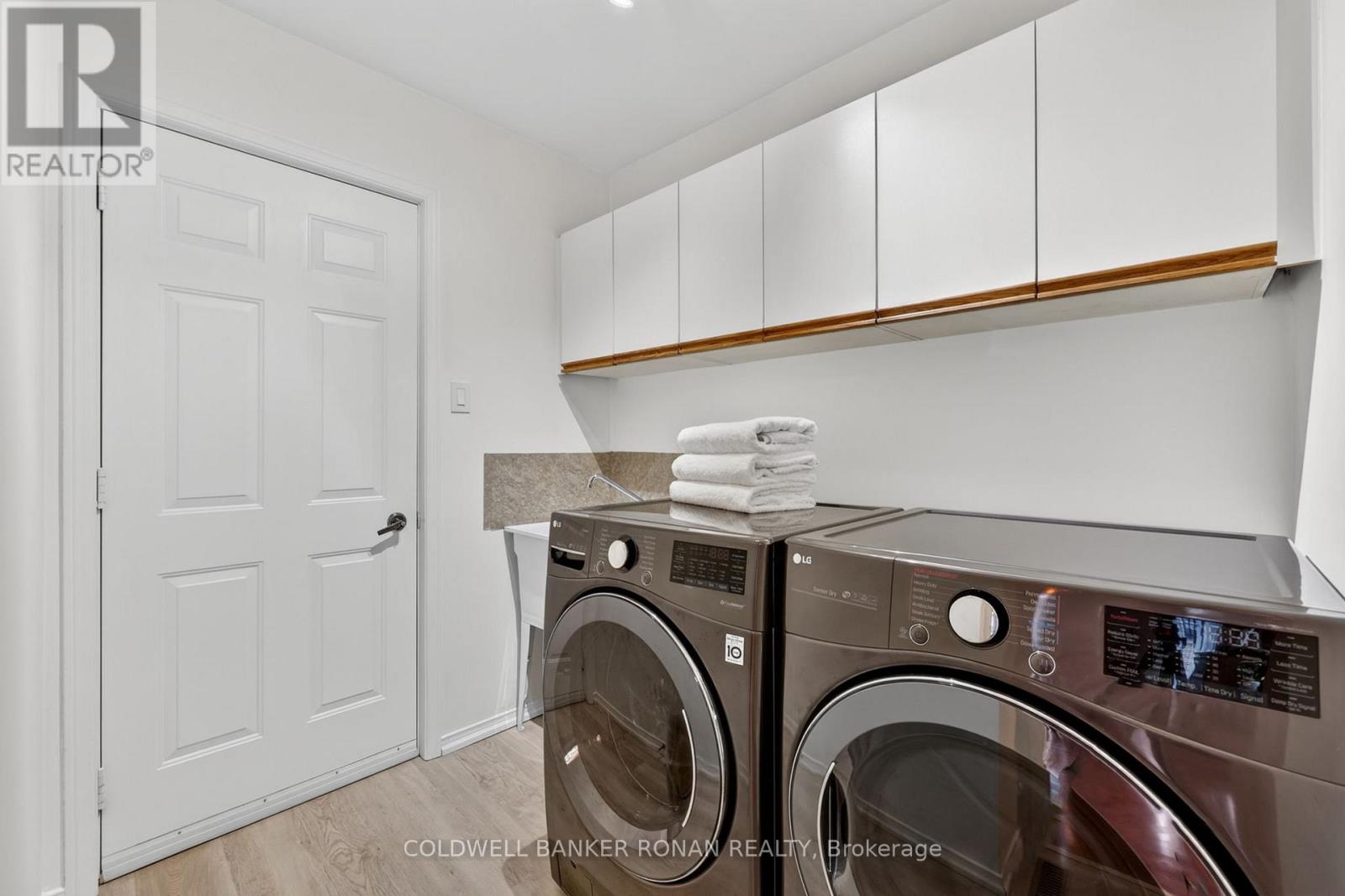 16 Green Briar Road, New Tecumseth, Ontario  L9R 1R5 - Photo 25 - N13009402