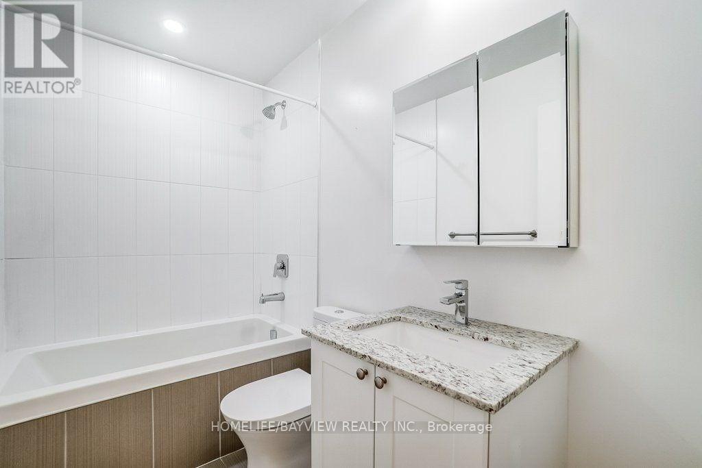 310b - 9600 Yonge Street, Richmond Hill, Ontario  L4C 0X3 - Photo 6 - N13009426