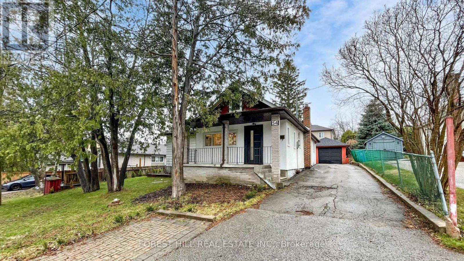 54 VINCENT STREET, Newmarket, Ontario