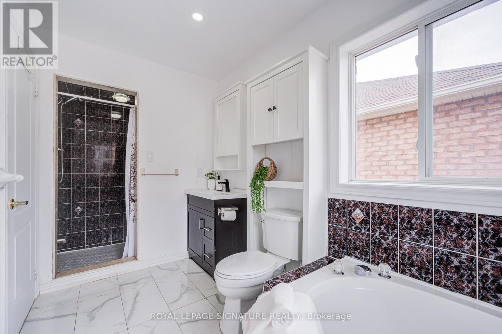 76 Derrywood Drive, Vaughan, Ontario  L4K 5H6 - Photo 27 - N13009536