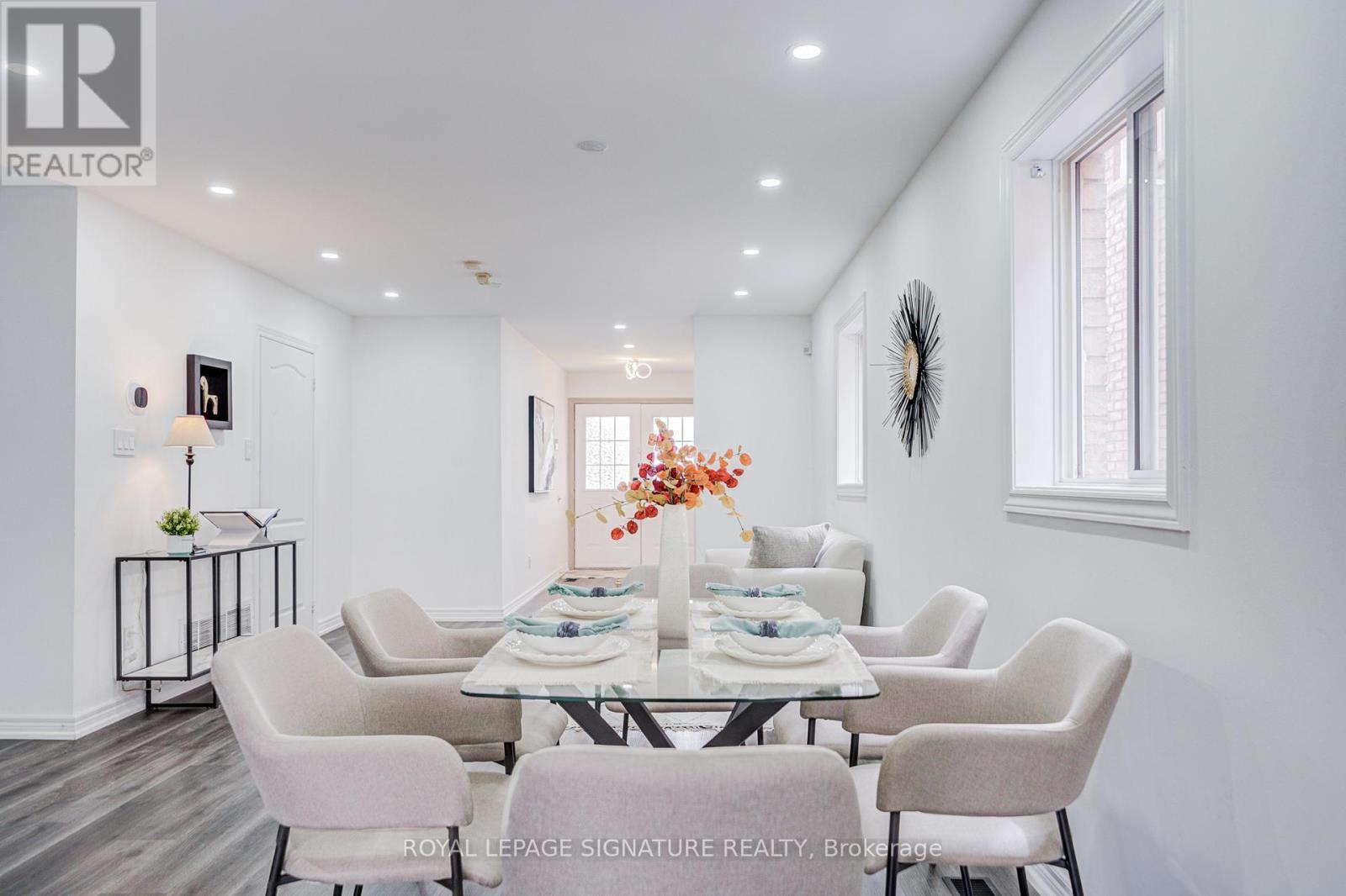 76 Derrywood Drive, Vaughan, Ontario  L4K 5H6 - Photo 7 - N13009536