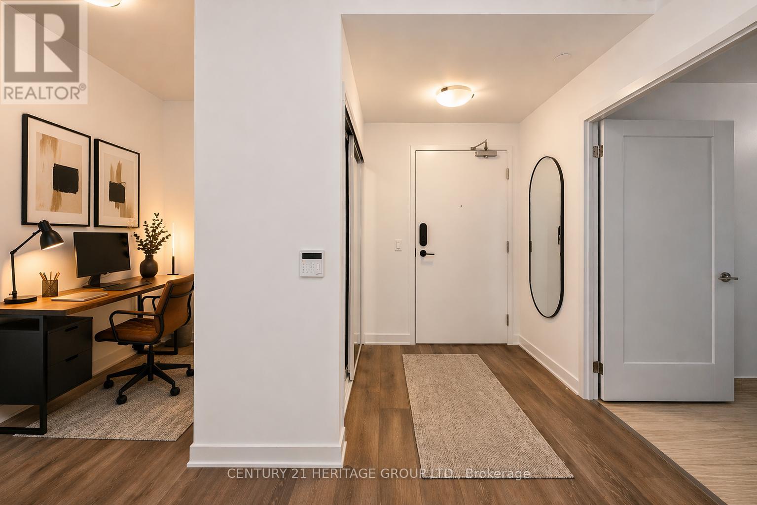 802 - 105 Oneida Crescent, Richmond Hill, Ontario  L4B 0H6 - Photo 3 - N13009554