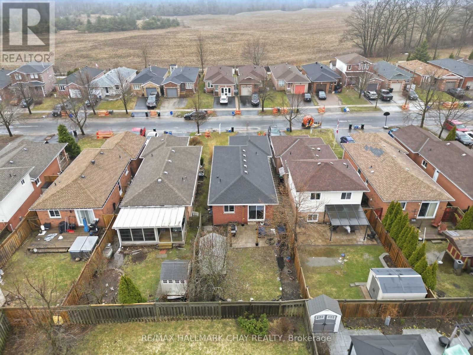 118 Benson Drive, Barrie, Ontario  L4N 7Y4 - Photo 43 - S13009400