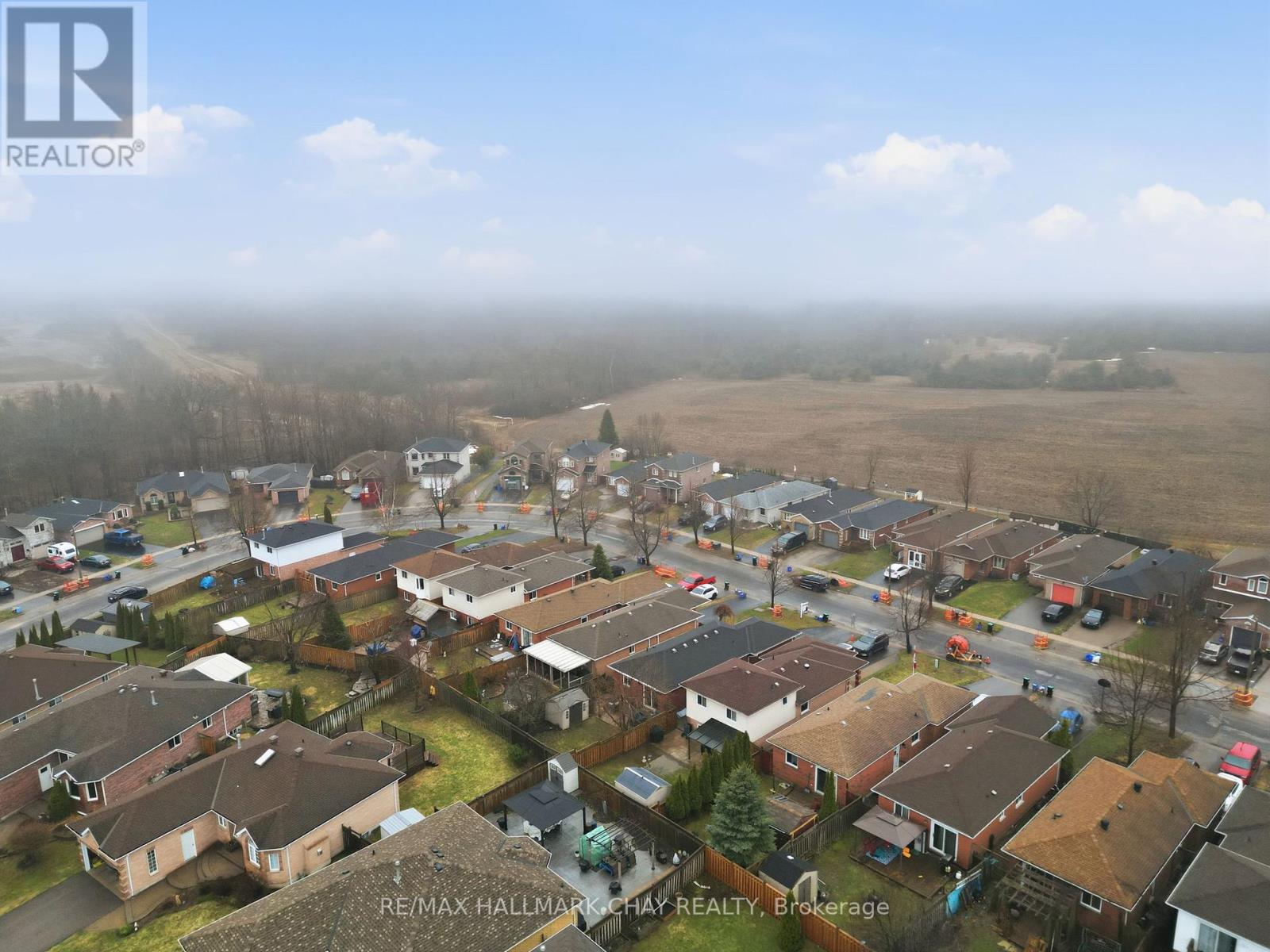 118 Benson Drive, Barrie, Ontario  L4N 7Y4 - Photo 45 - S13009400