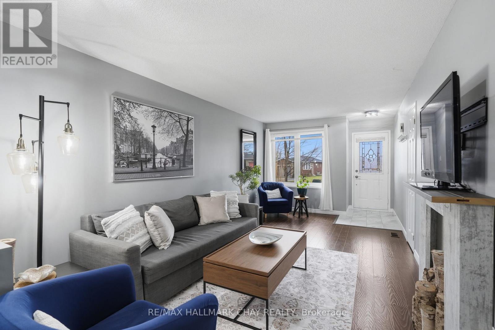 118 Benson Drive, Barrie, Ontario  L4N 7Y4 - Photo 8 - S13009400