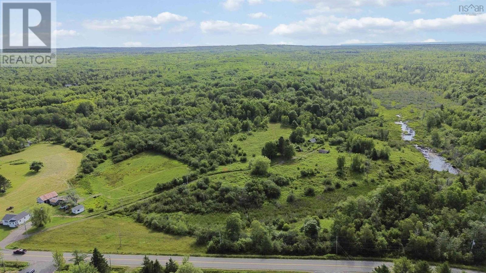 6782 Highway 215, Cheverie, Nova Scotia  B0N 2A0 - Photo 4 - 202607689