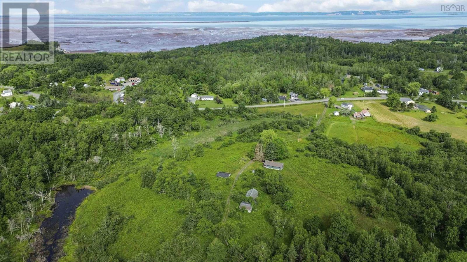 6782 Highway 215, Cheverie, Nova Scotia  B0N 2A0 - Photo 7 - 202607689