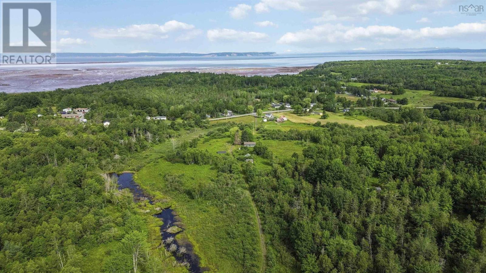 6782 Highway 215, Cheverie, Nova Scotia  B0N 2A0 - Photo 8 - 202607689