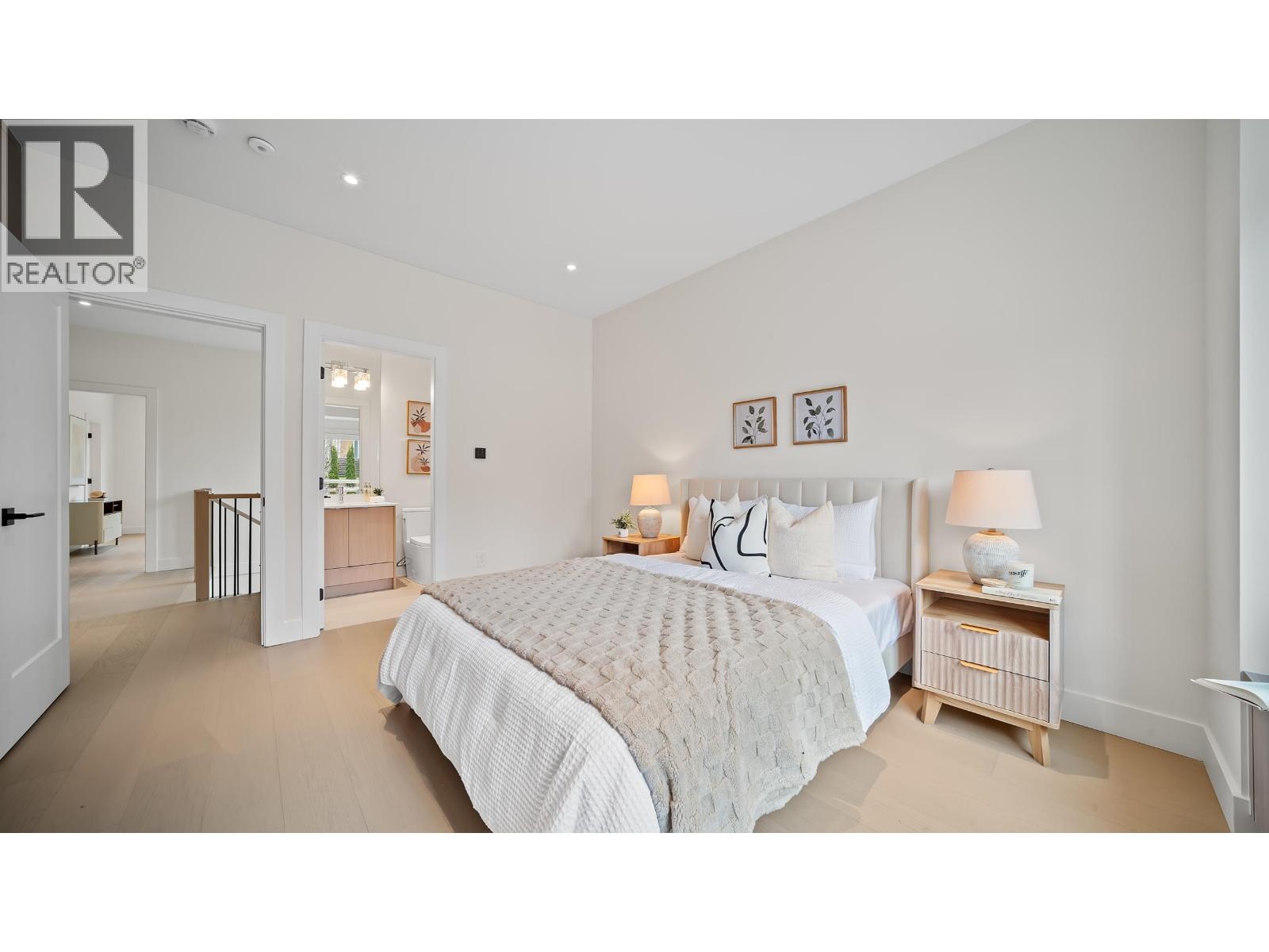 2 6070 Elgin Avenue, Burnaby, British Columbia  V5H 3S4 - Photo 11 - R3111286