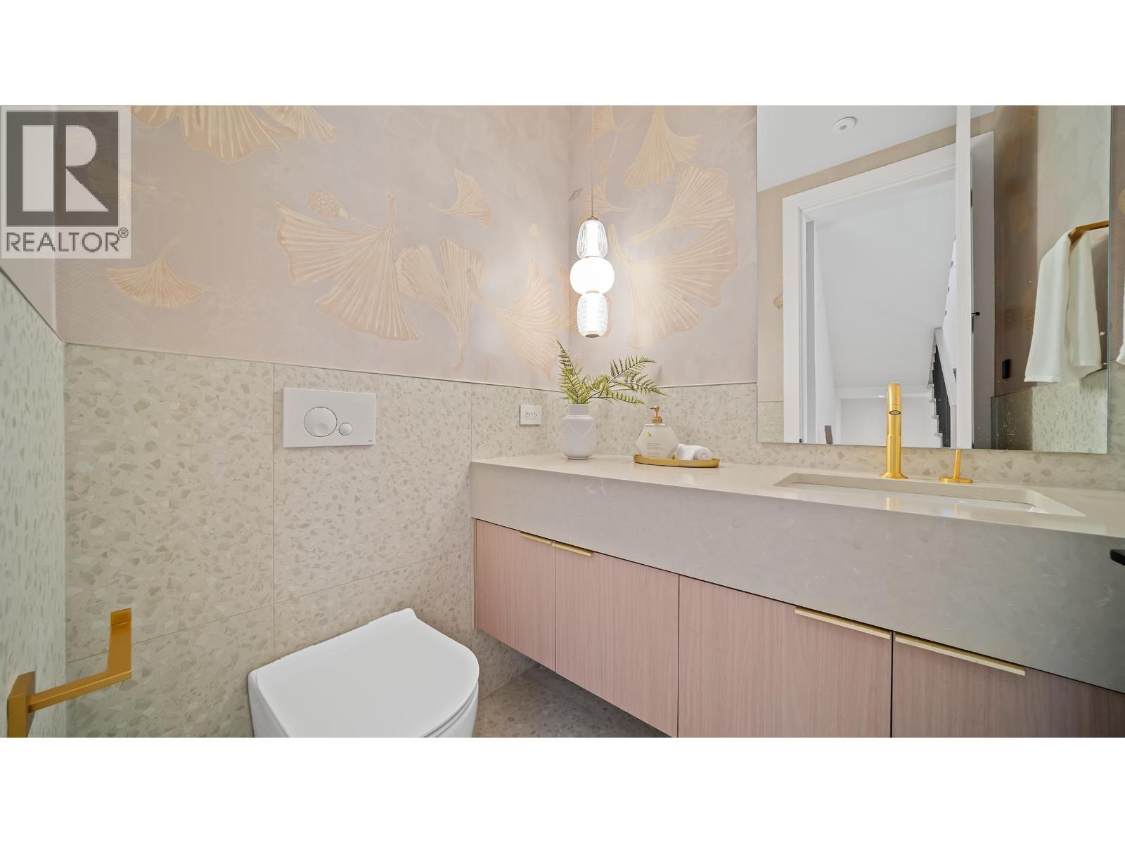 2 6070 Elgin Avenue, Burnaby, British Columbia  V5H 3S4 - Photo 16 - R3111286