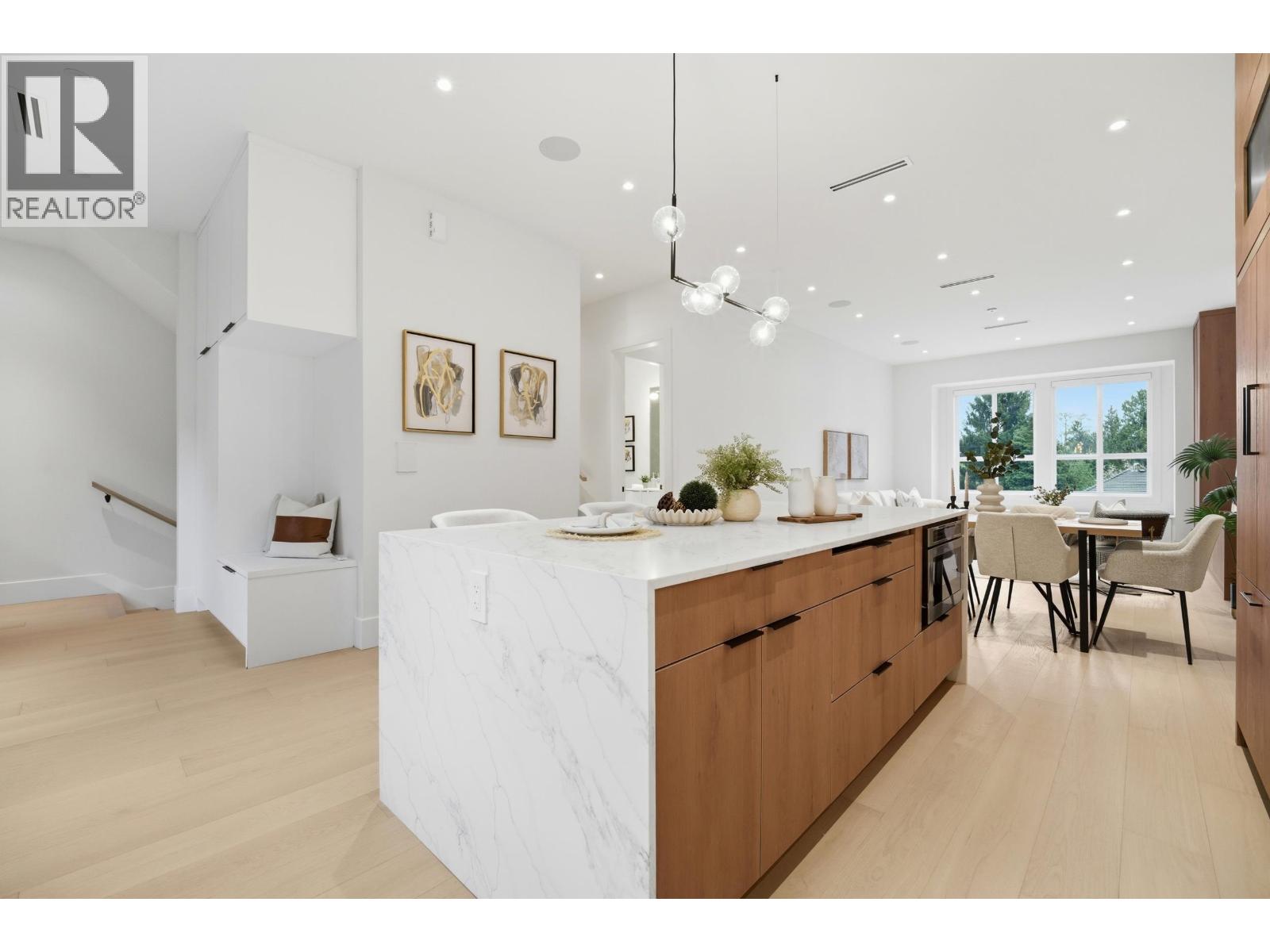 4 6070 Elgin Avenue, Burnaby, British Columbia  V0V 0V0 - Photo 23 - R3111253