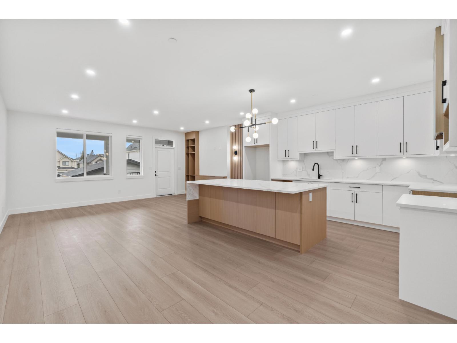 20997 83 Avenue, Langley, British Columbia  V2Y 4K4 - Photo 6 - R3110438