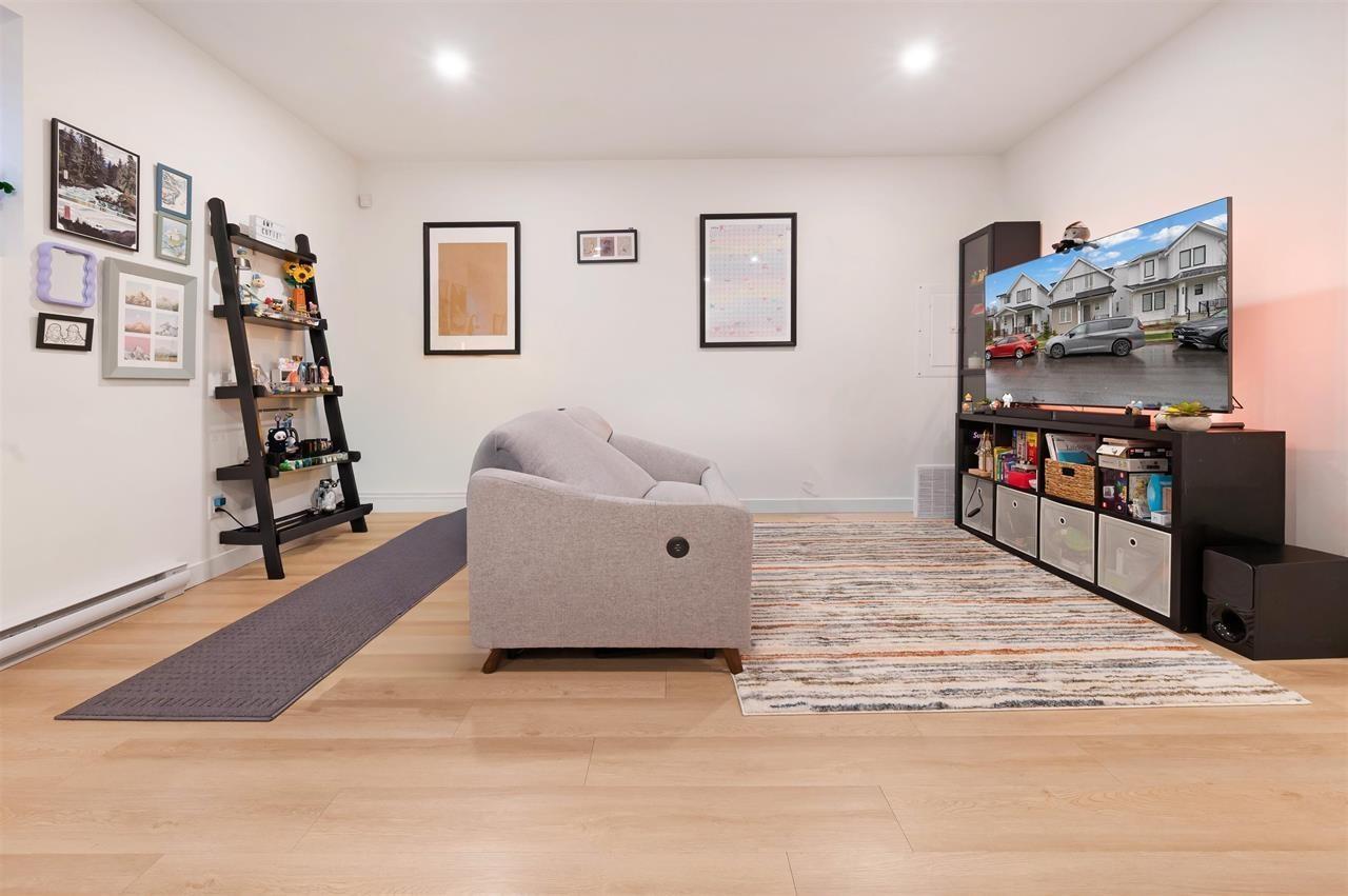 19623 75 Avenue, Langley, British Columbia  V2Y 3R9 - Photo 30 - R3111944