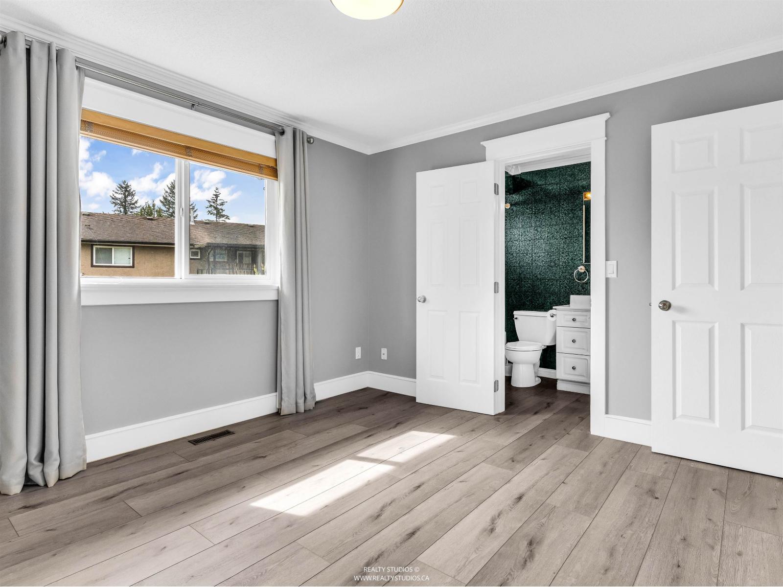 13258 65b Avenue, Surrey, British Columbia  V3W 7Y7 - Photo 6 - R3111960