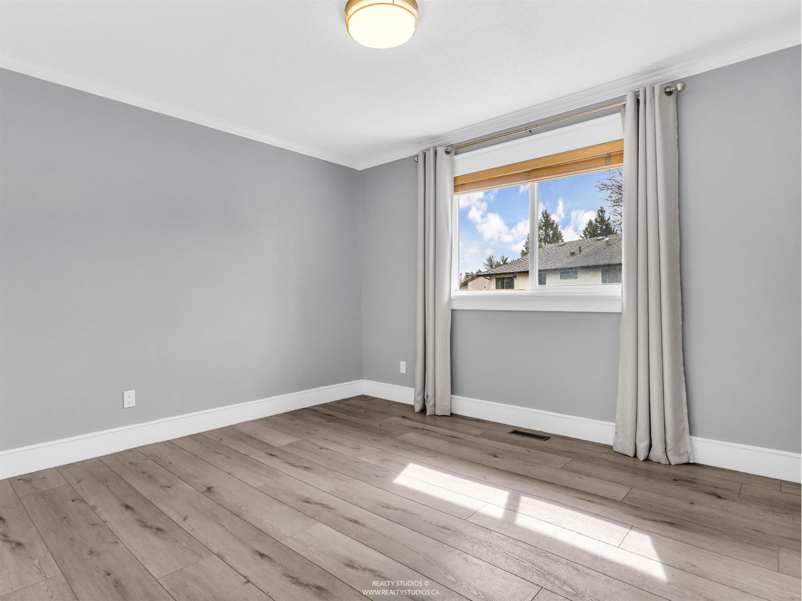 13258 65b Avenue, Surrey, British Columbia  V3W 7Y7 - Photo 12 - R3111960