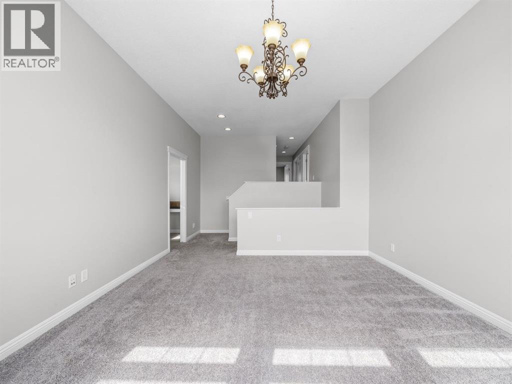 40 Everwillow Park SW, Calgary, Alberta  T2Y 5C5 - Photo 19 - A2296699