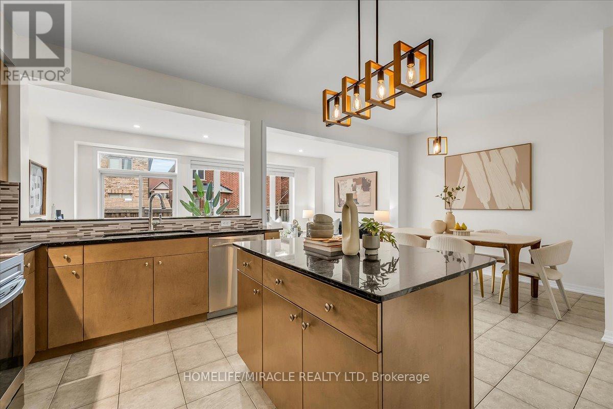 117 Aird Court, Milton, Ontario  L9T 8B6 - Photo 10 - W13009338