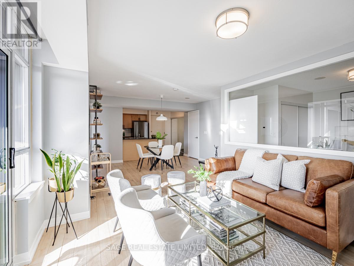 627 - 812 LANSDOWNE AVENUE, Toronto, Ontario