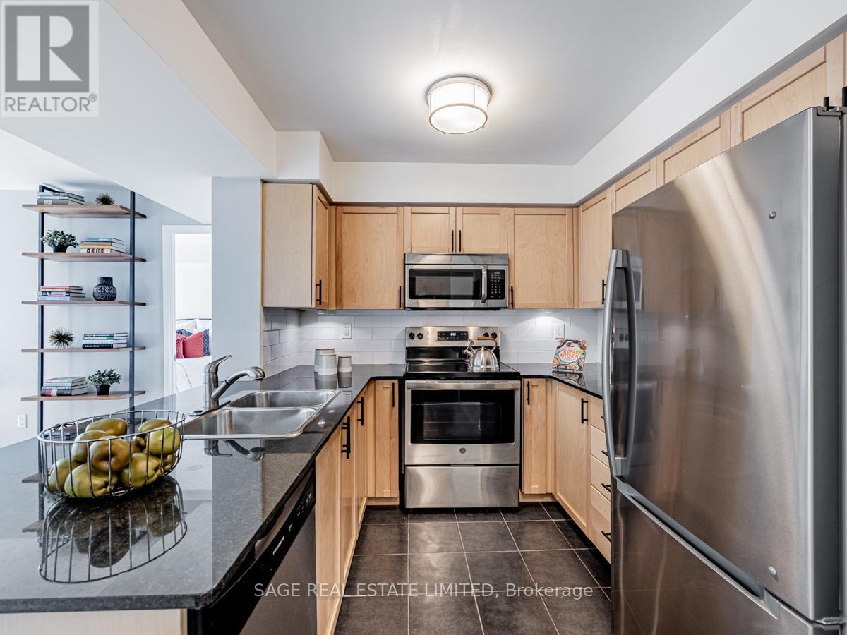 627 - 812 Lansdowne Avenue, Toronto, Ontario  M6H 4K5 - Photo 10 - W13009342