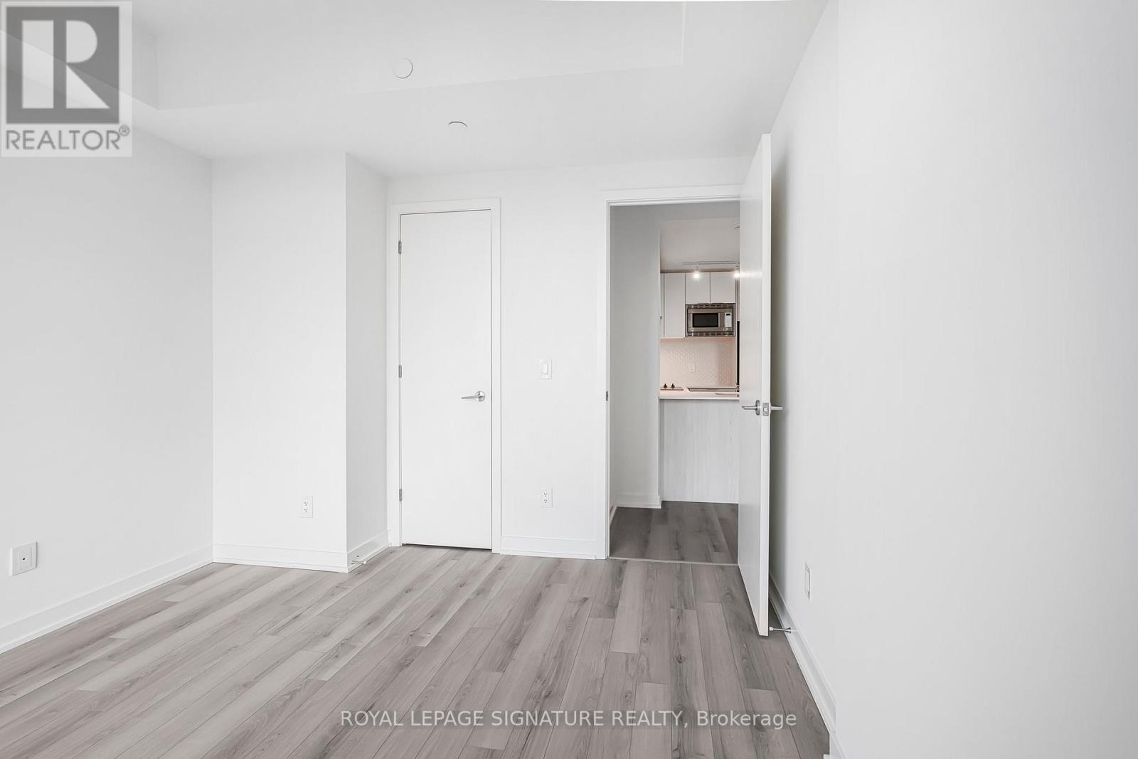 B510 - 3071 Trafalgar Road, Oakville, Ontario  L6H 8C6 - Photo 36 - W13009418