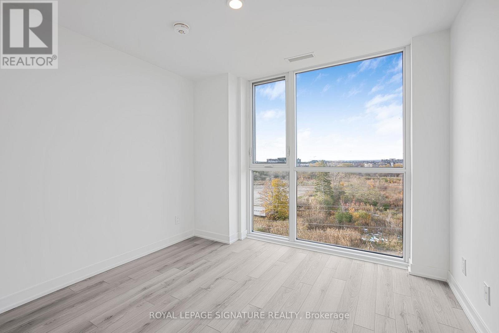 B510 - 3071 Trafalgar Road, Oakville, Ontario  L6H 8C6 - Photo 38 - W13009418