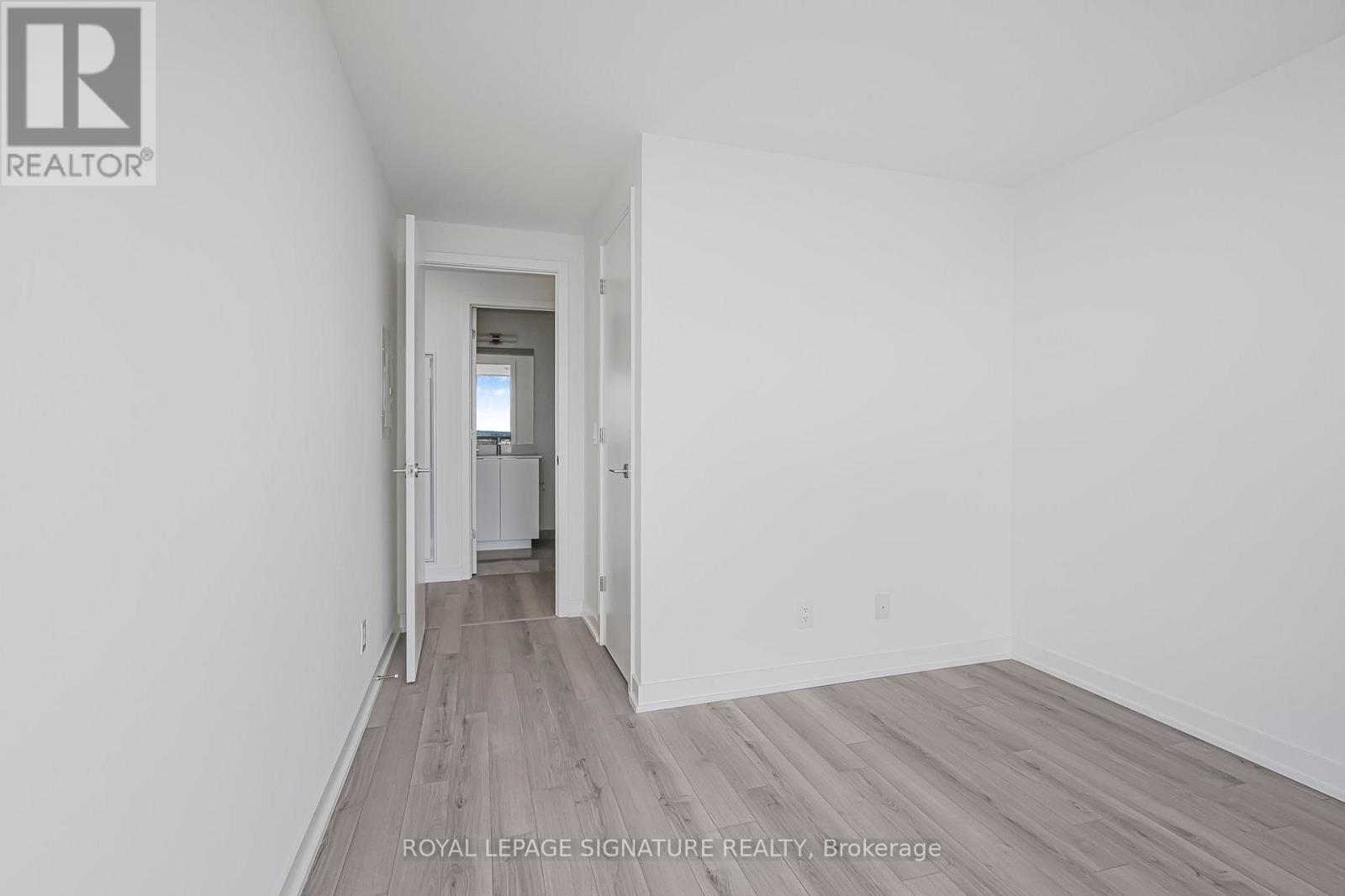 B510 - 3071 Trafalgar Road, Oakville, Ontario  L6H 8C6 - Photo 41 - W13009418