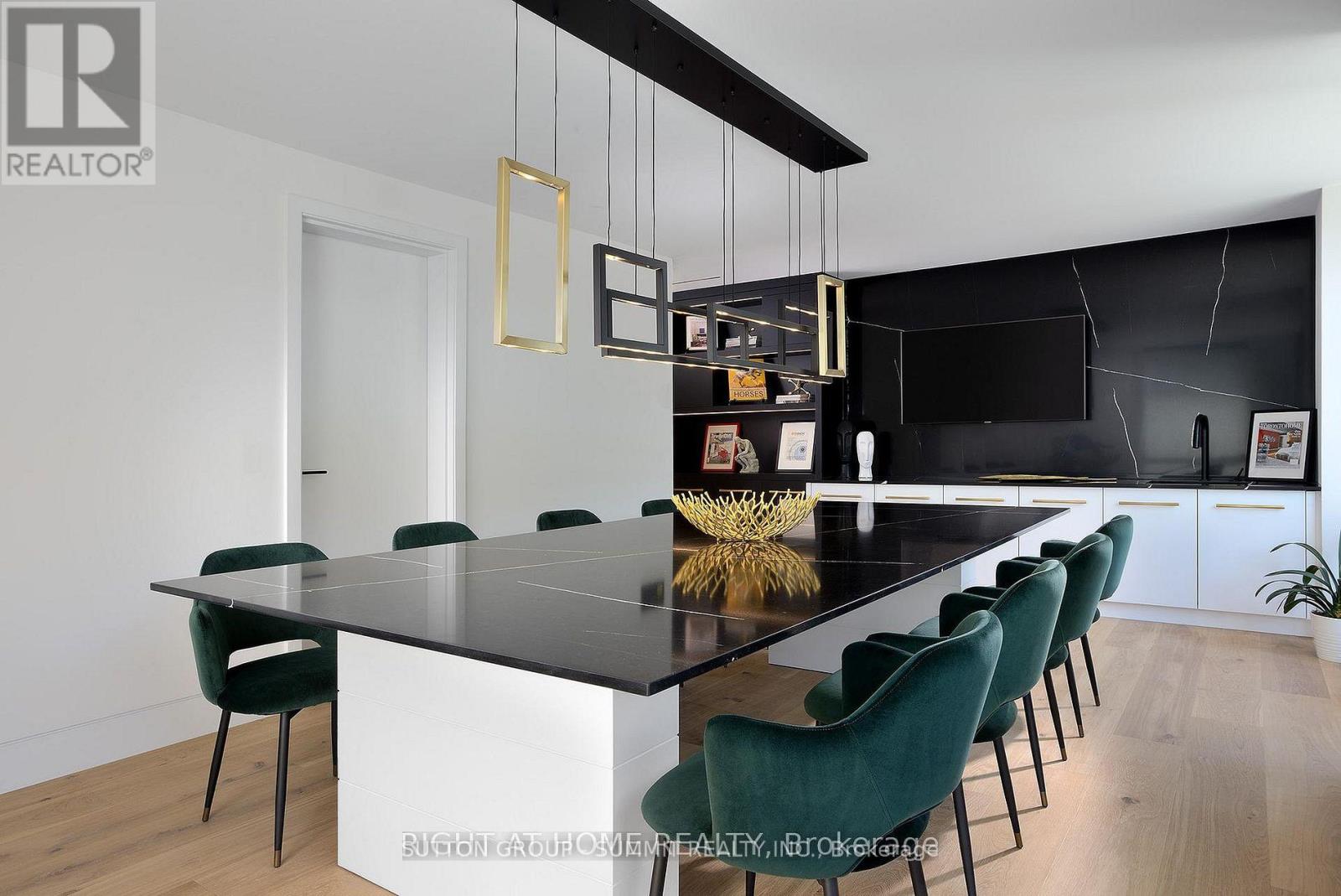 218 Jane Street, Toronto, Ontario  M6S 3Y9 - Photo 4 - W13009438