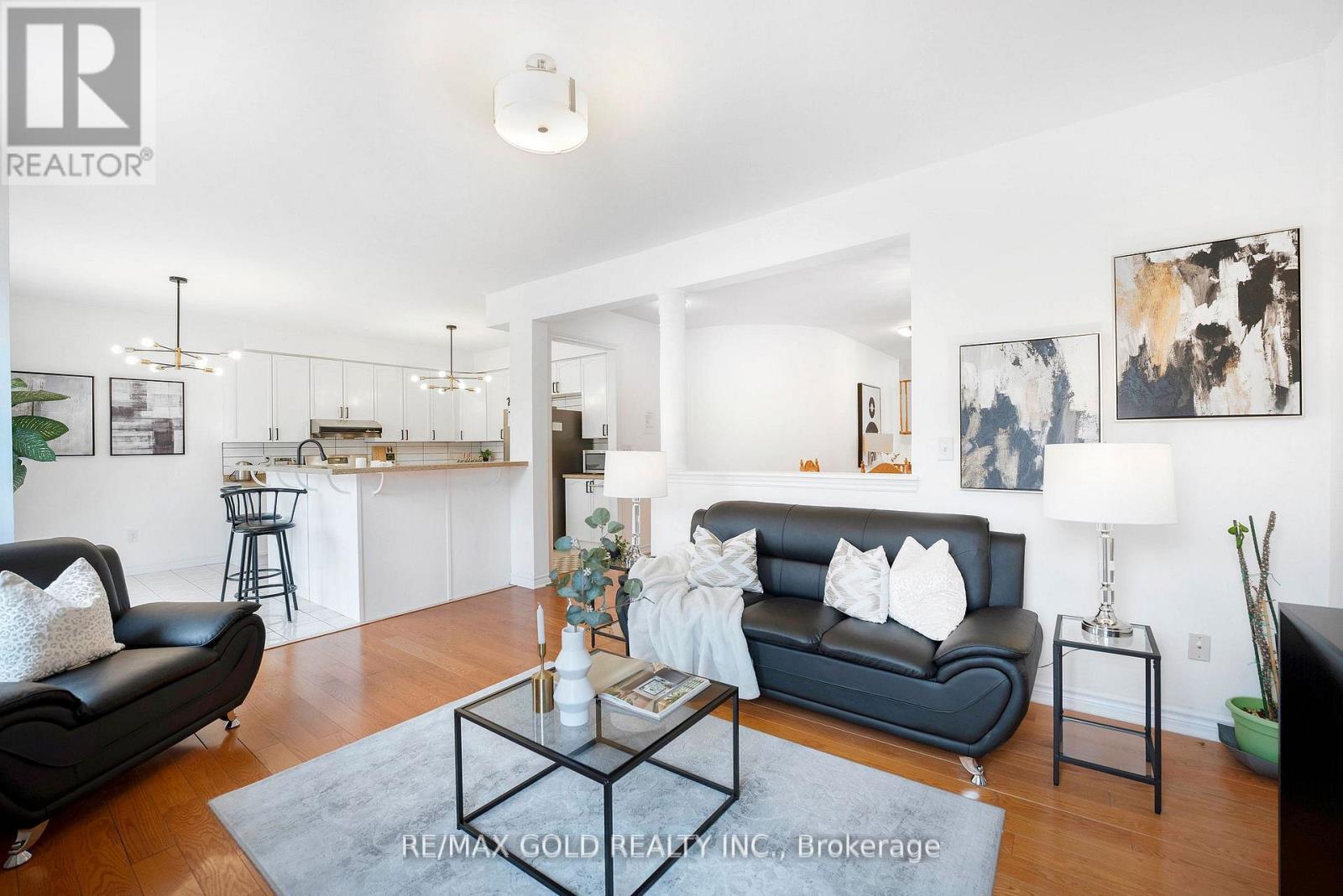 23 Pathmaster Road, Brampton, Ontario  L6P 2G8 - Photo 5 - W13009456