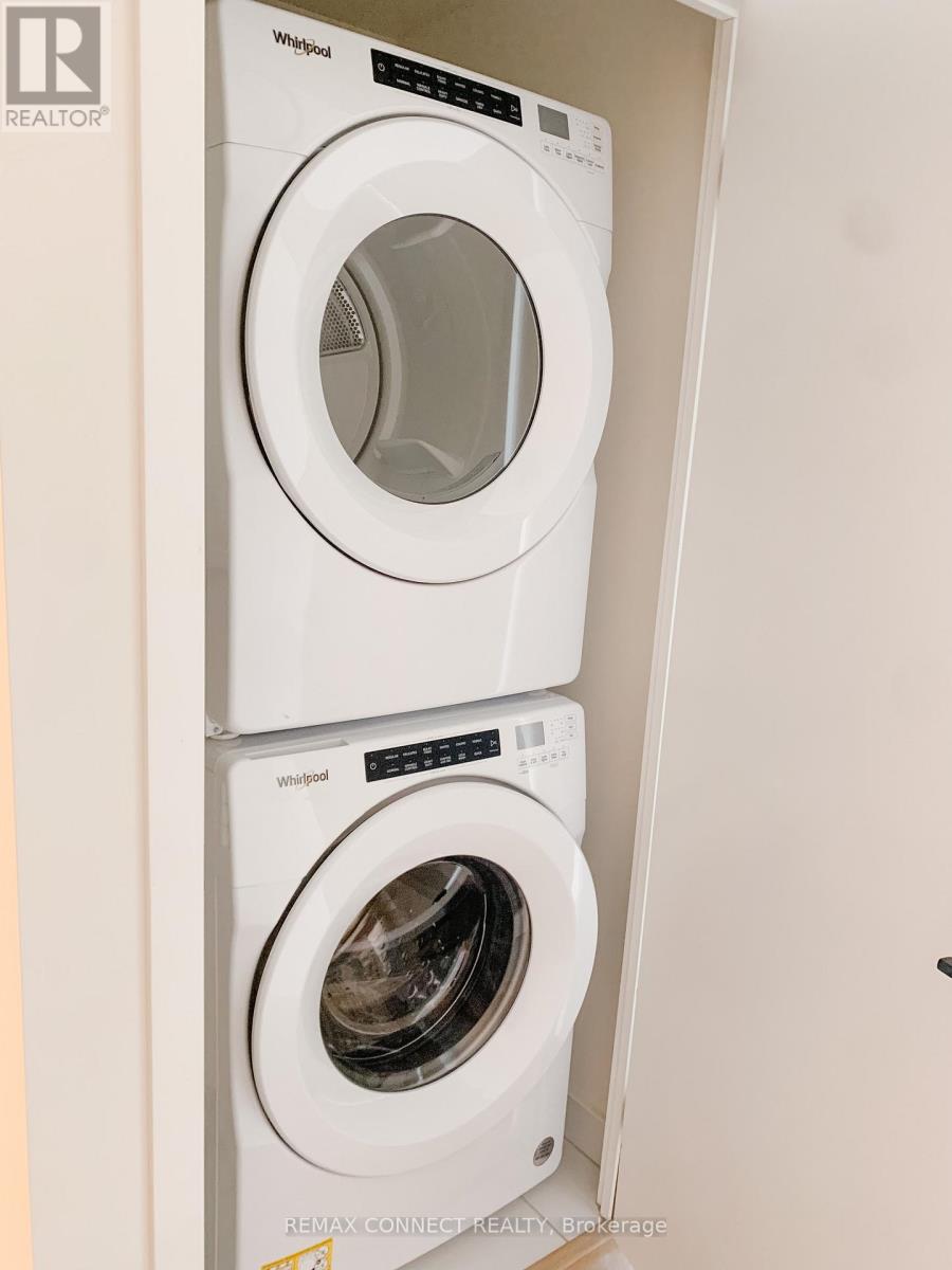 214 - 2300 St. Clair Avenue W, Toronto, Ontario  M4V 0A2 - Photo 11 - W13009458