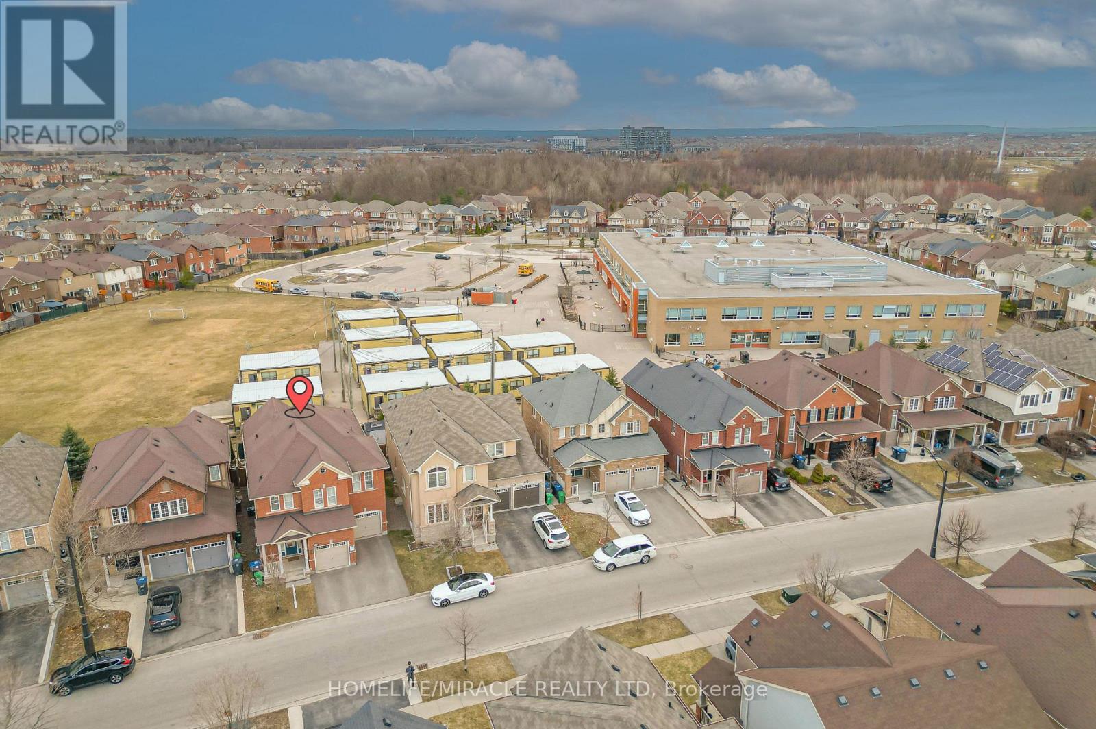 32 Agricola Road, Brampton, Ontario  L7A 0V1 - Photo 4 - W13009494