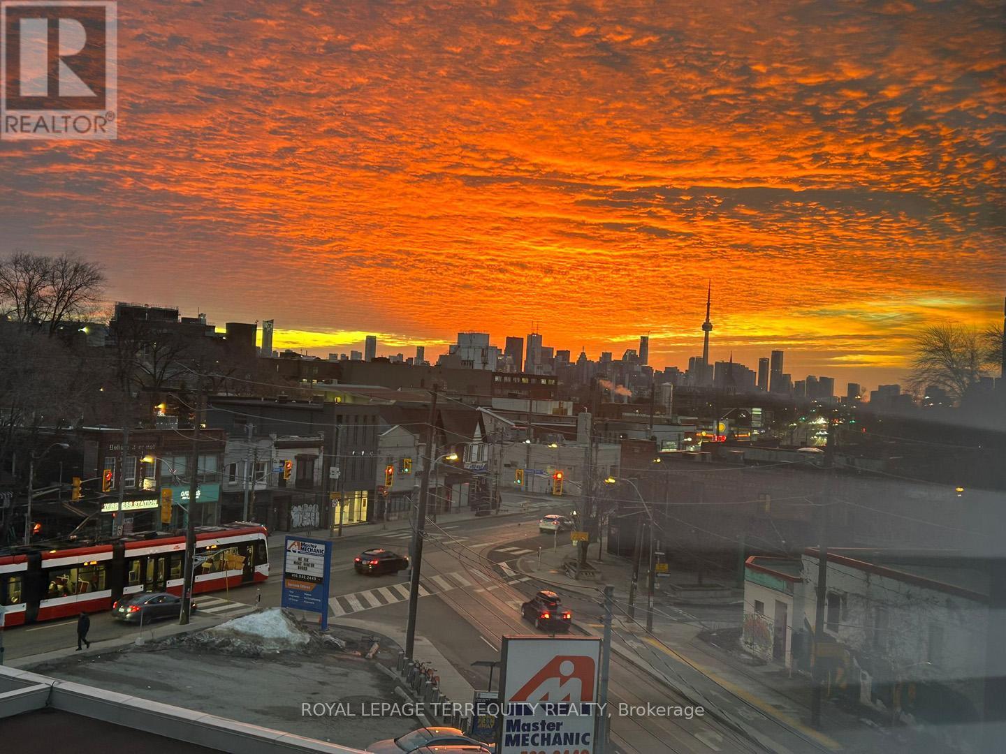 510 - 36 Howard Park Avenue, Toronto, Ontario  M6R 0A5 - Photo 34 - W13009526