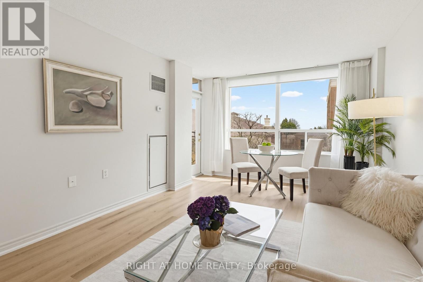 2214 - 100 Burloak Drive, Burlington, Ontario  L7L 6P6 - Photo 10 - W13009552