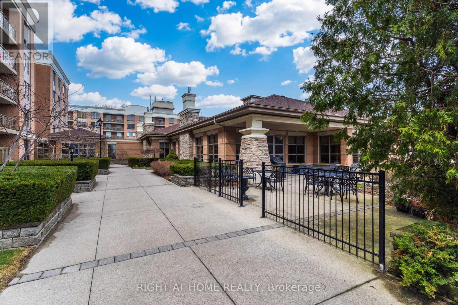 2214 - 100 Burloak Drive, Burlington, Ontario  L7L 6P6 - Photo 26 - W13009552