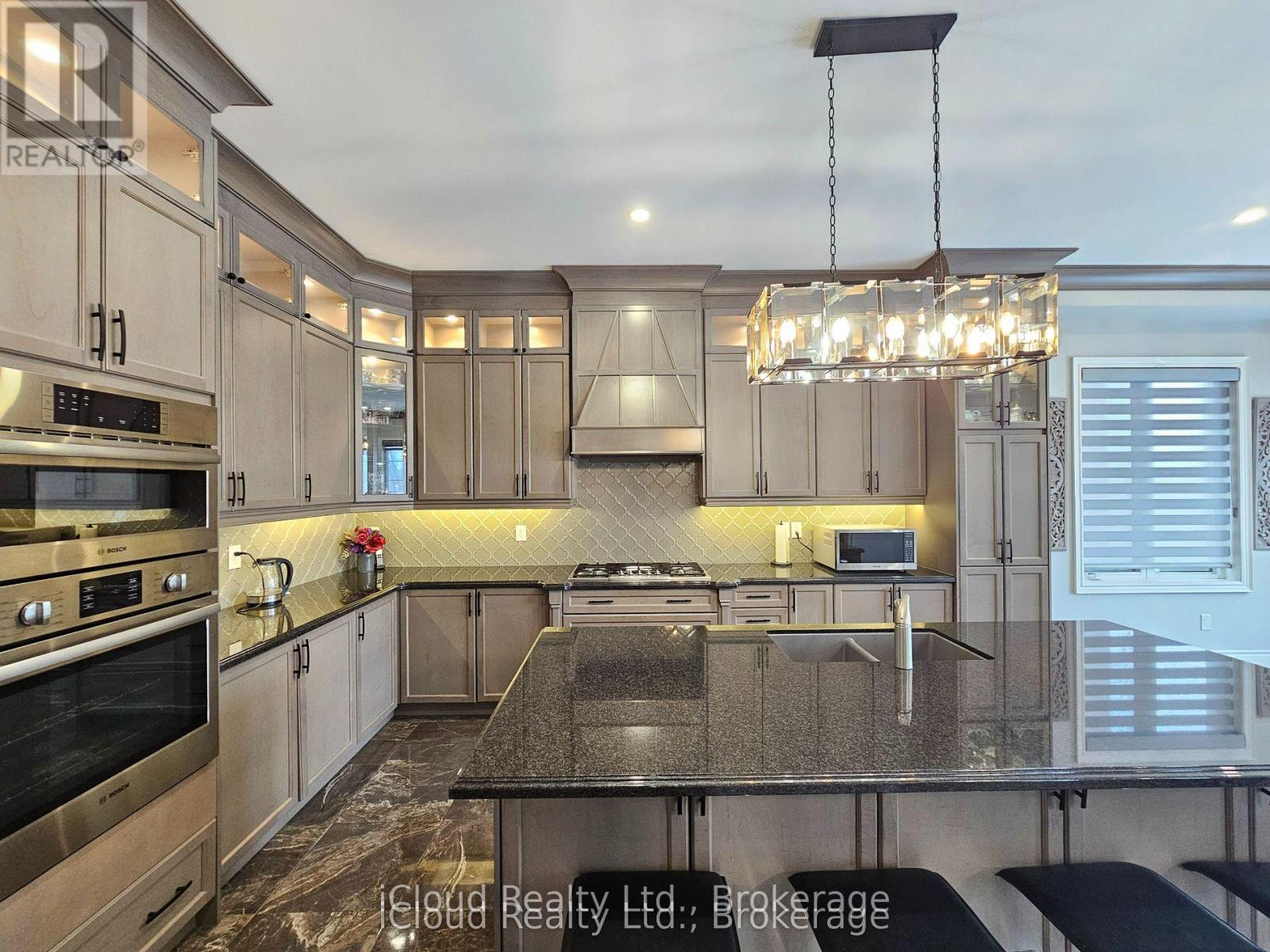 227 Humphrey Street, Hamilton, Ontario  L8B 1X4 - Photo 11 - X13009410