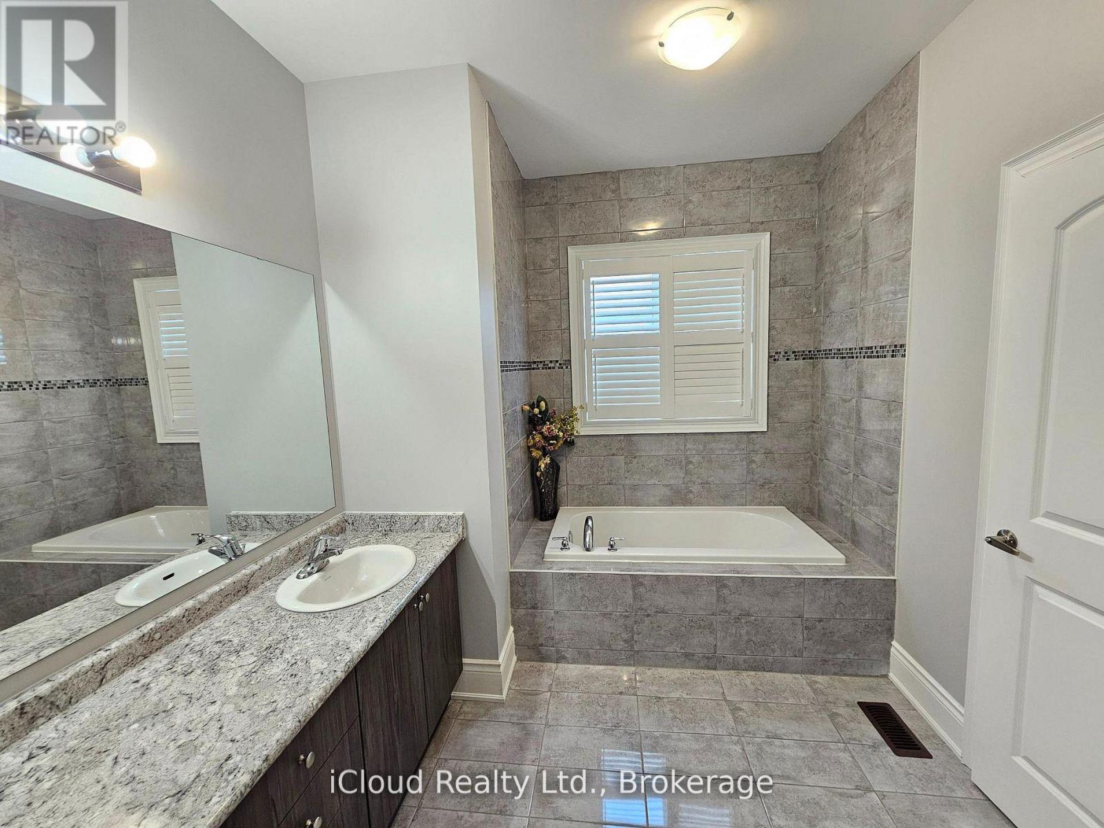 227 Humphrey Street, Hamilton, Ontario  L8B 1X4 - Photo 25 - X13009410