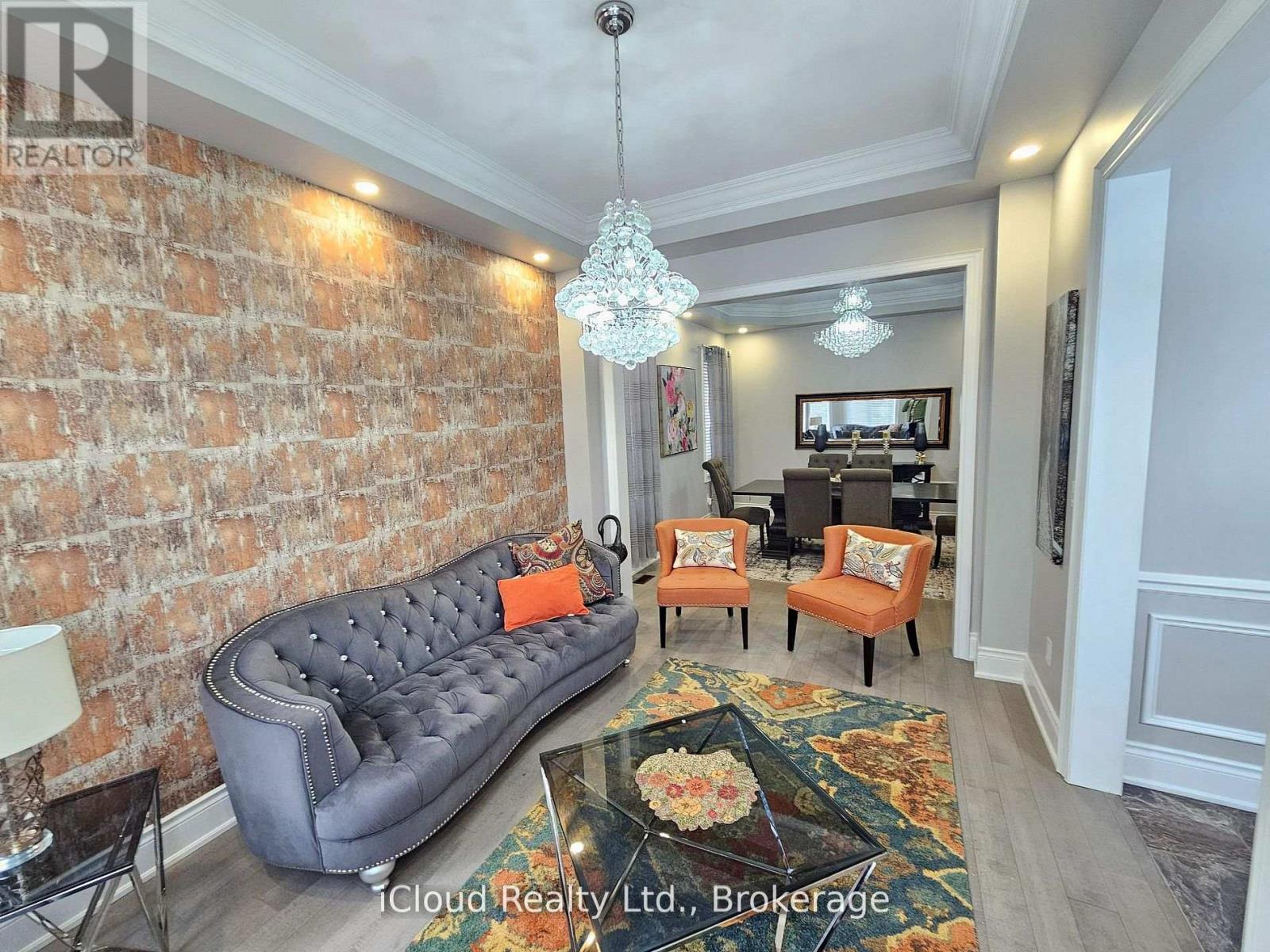 227 Humphrey Street, Hamilton, Ontario  L8B 1X4 - Photo 5 - X13009410