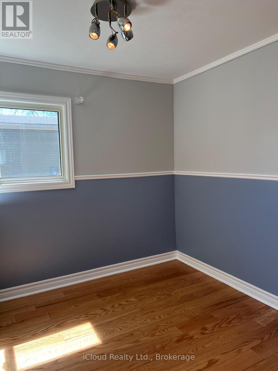 122 Sussex Square, Georgian Bluffs, Ontario  N4K 5N5 - Photo 14 - X13009468