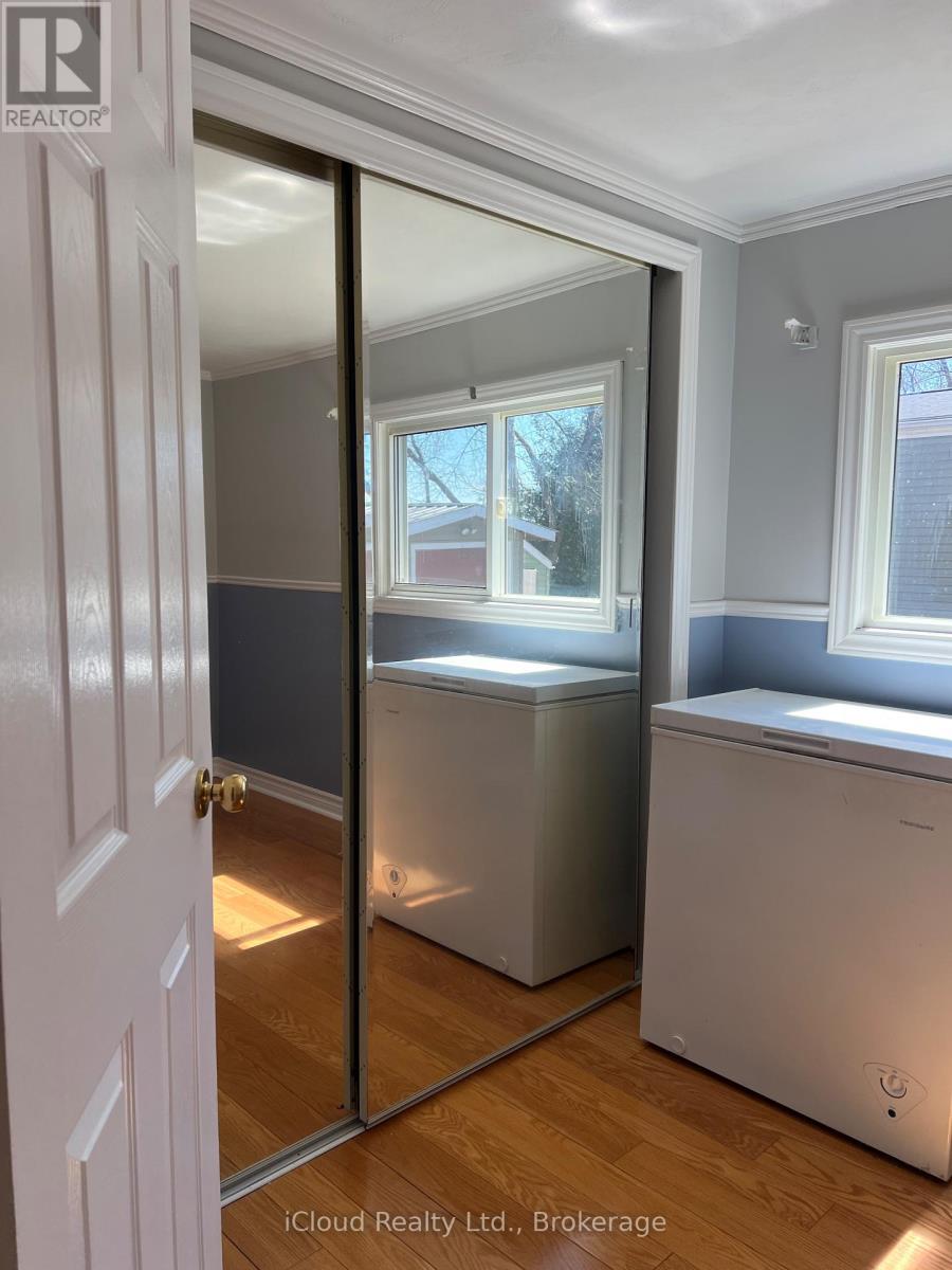 122 Sussex Square, Georgian Bluffs, Ontario  N4K 5N5 - Photo 15 - X13009468