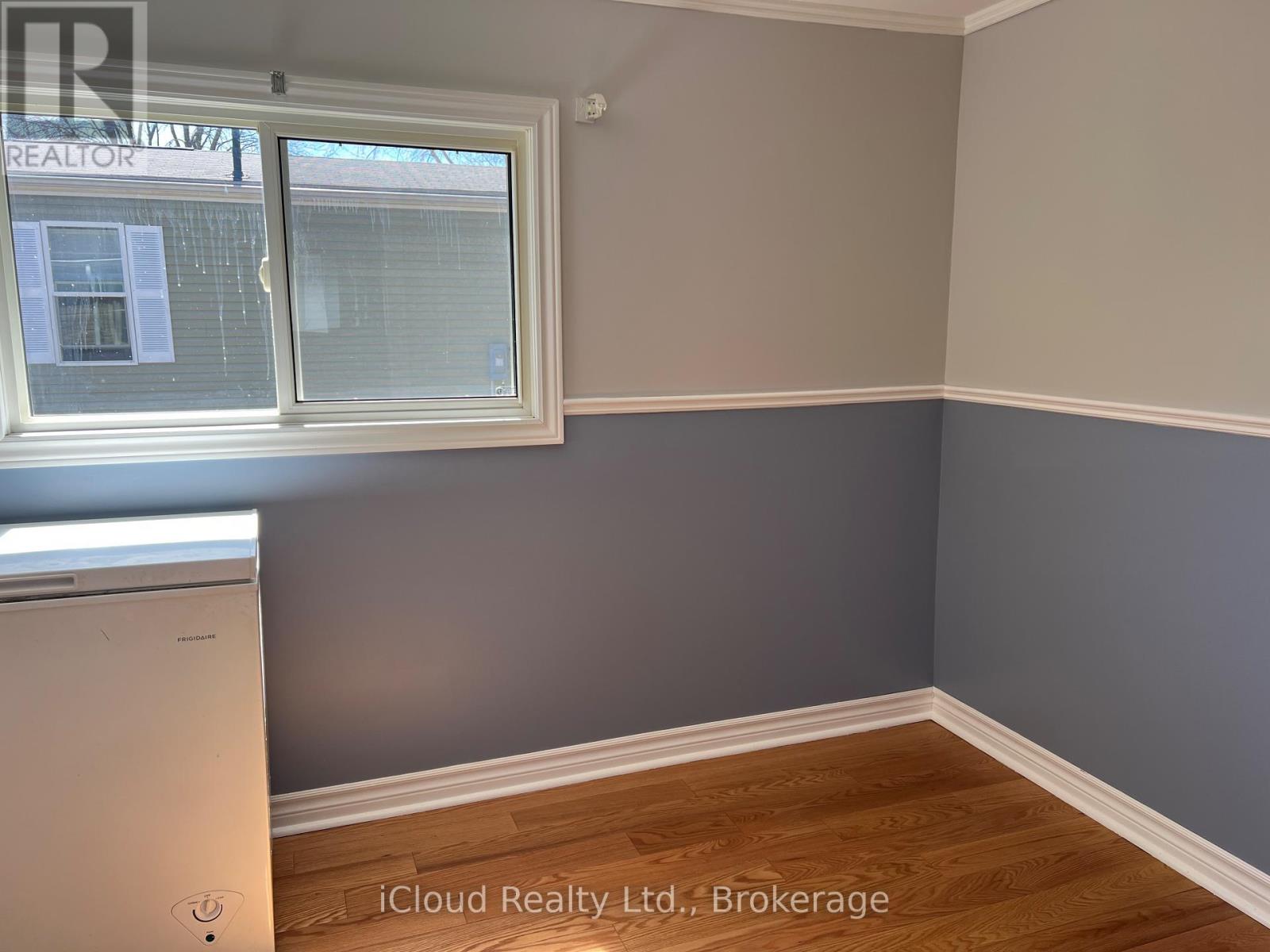 122 Sussex Square, Georgian Bluffs, Ontario  N4K 5N5 - Photo 16 - X13009468