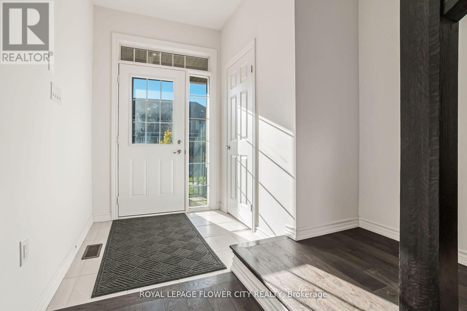 152 Flagg Avenue, Brant, Ontario  N3L 0K5 - Photo 3 - X13009502