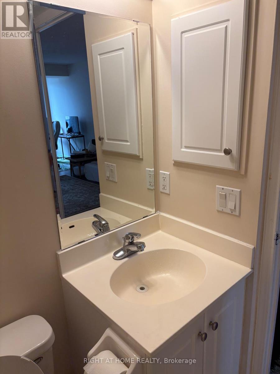 1614 - 8 Rean Drive, Toronto, Ontario  M2K 3B9 - Photo 14 - C12996006