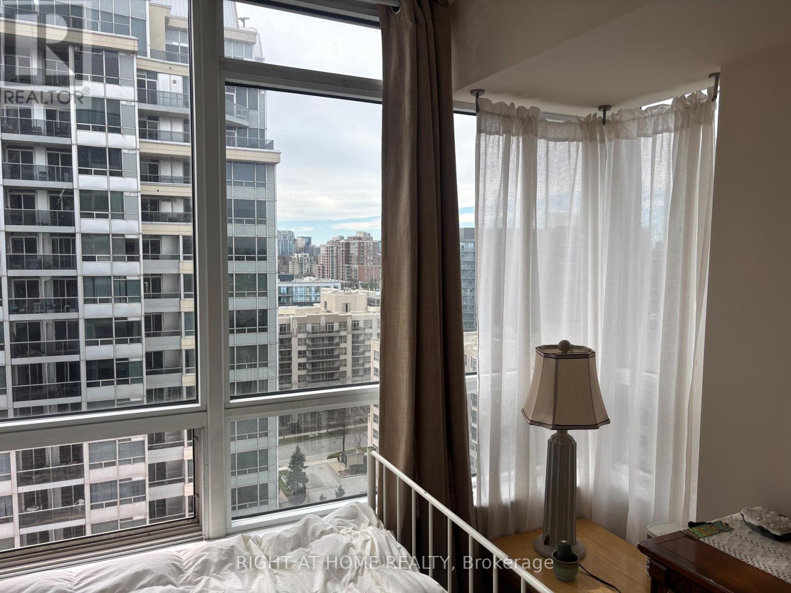 1614 - 8 Rean Drive, Toronto, Ontario  M2K 3B9 - Photo 11 - C12996006